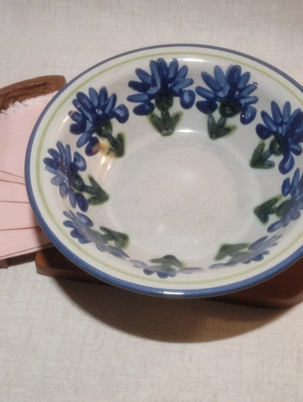 Louisville Stoneware Blue Cornflower Bachelor Button serving bowl 8 inch
